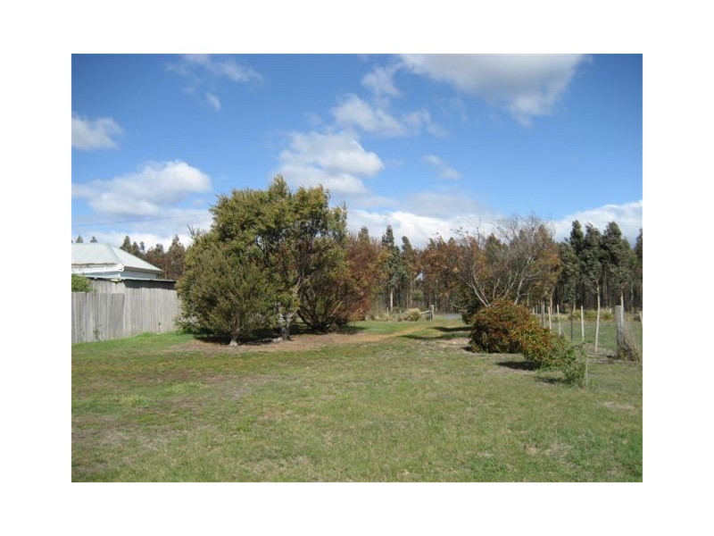 6259 Tasman Highway, Buckland TAS 7190