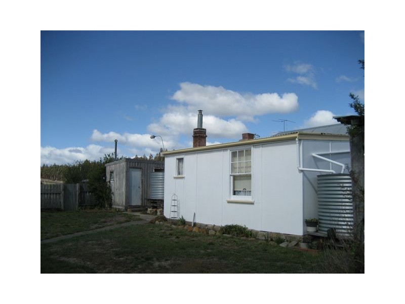 6259 Tasman Highway, Buckland TAS 7190