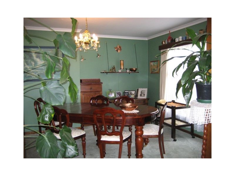 7 Barton Avenue, Triabunna TAS 7190