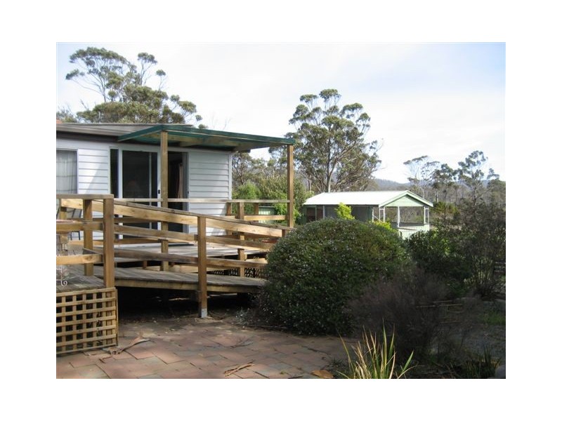 7 Barton Avenue, Triabunna TAS 7190