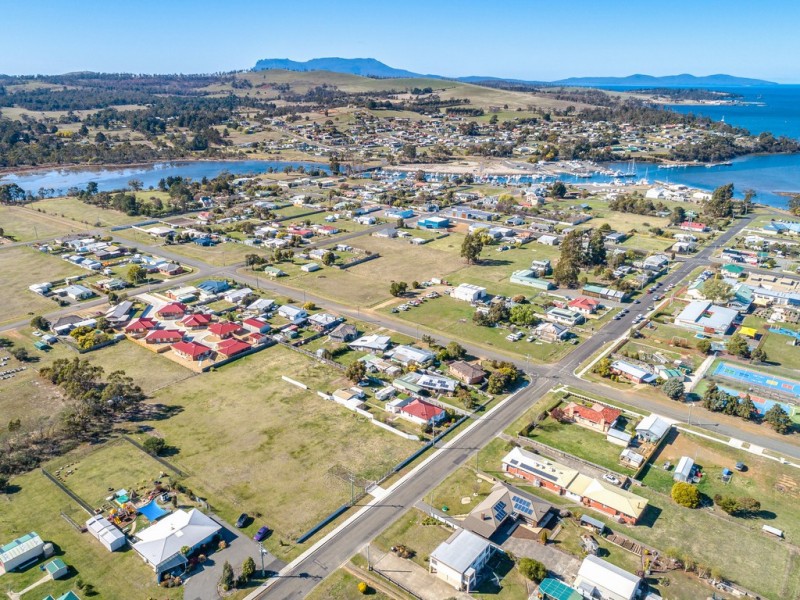 36 Melbourne Street, Triabunna TAS 7190