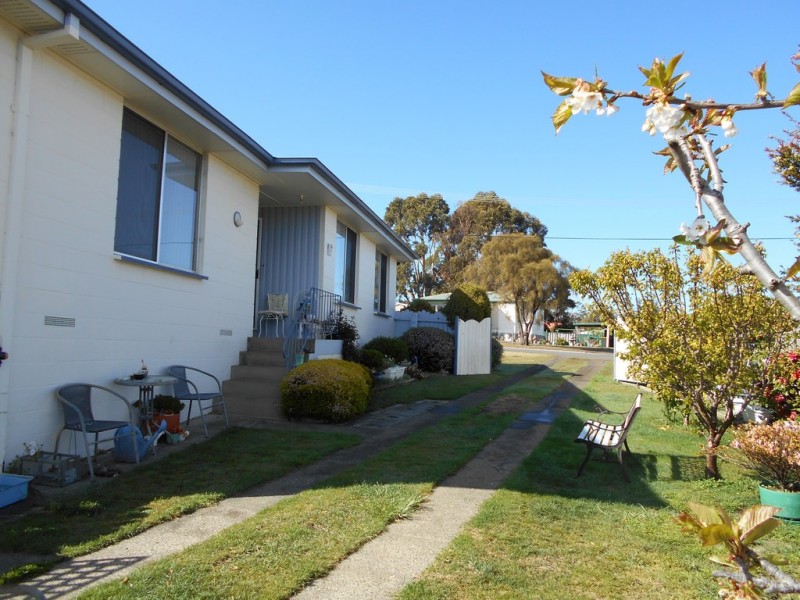 11 Selwyn Street, Triabunna TAS 7190