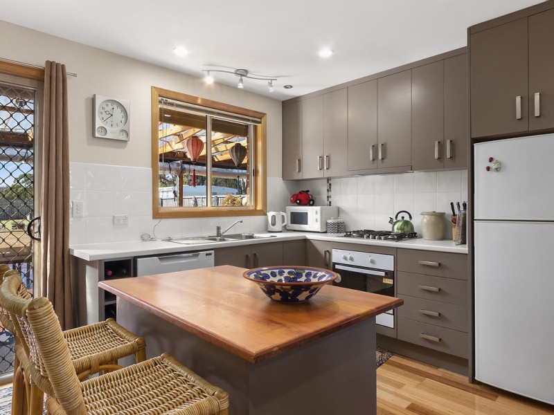4 Jetty Road, Orford TAS 7190