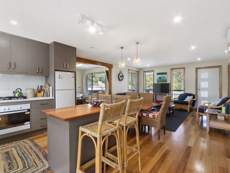 4 Jetty Road, Orford TAS 7190
