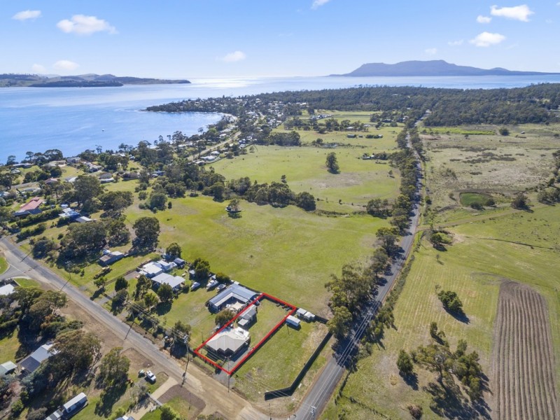 4 Jetty Road, Orford TAS 7190
