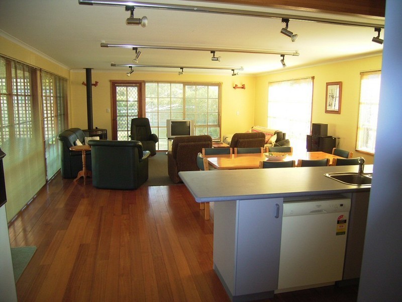 4 Esplanade, Orford TAS 7190