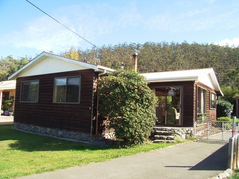 6 Erica Street, Orford TAS 7190