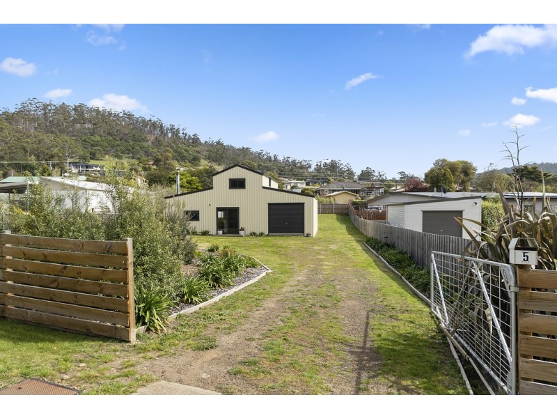 5 Strawberry Hill Court, Orford TAS 7190