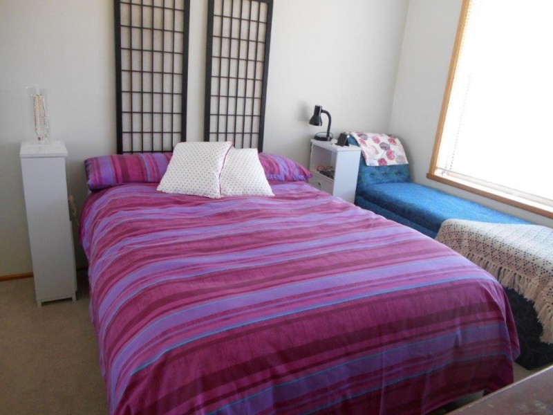 2/11A Charles Street, Orford TAS 7190