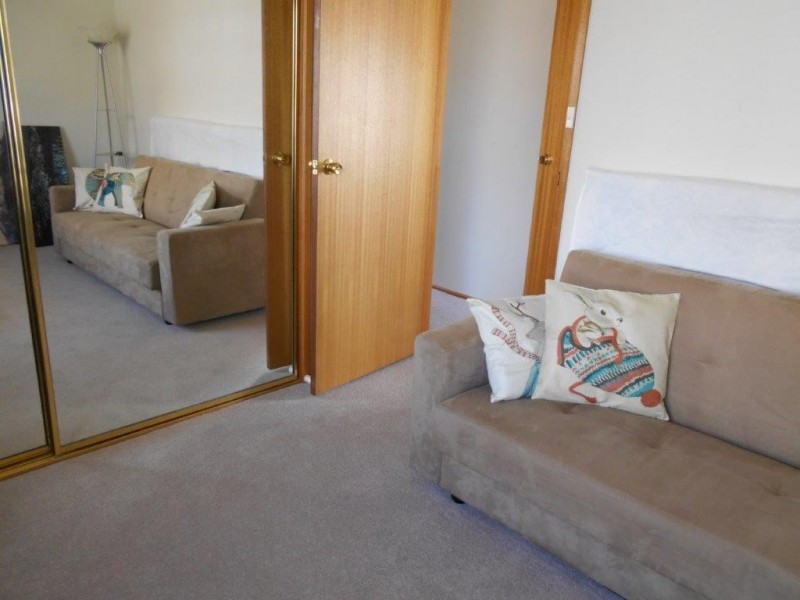 2/11A Charles Street, Orford TAS 7190