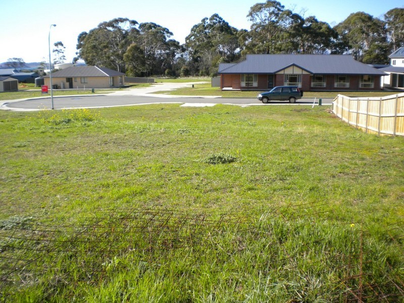 25 Strawberry Hills Court, Orford TAS 7190