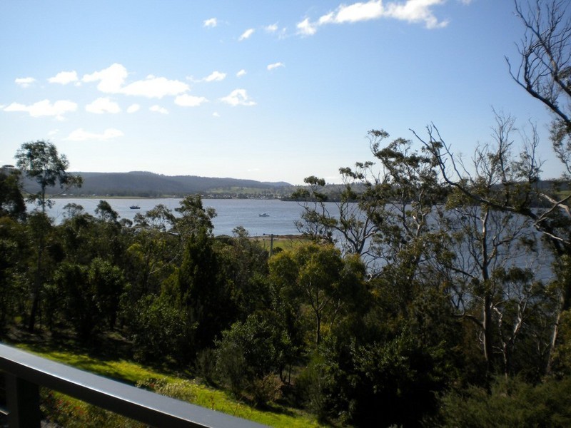 69 Barton Avenue, Triabunna TAS 7190