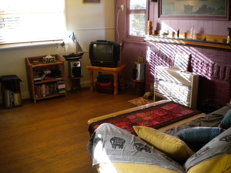 12 Barton Avenue, Triabunna TAS 7190