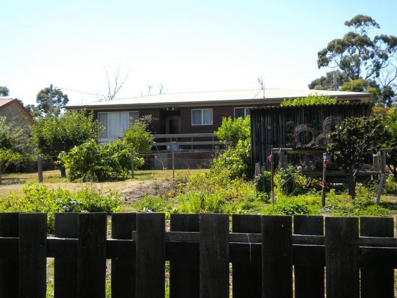 32 Ada Street, Triabunna TAS 7190