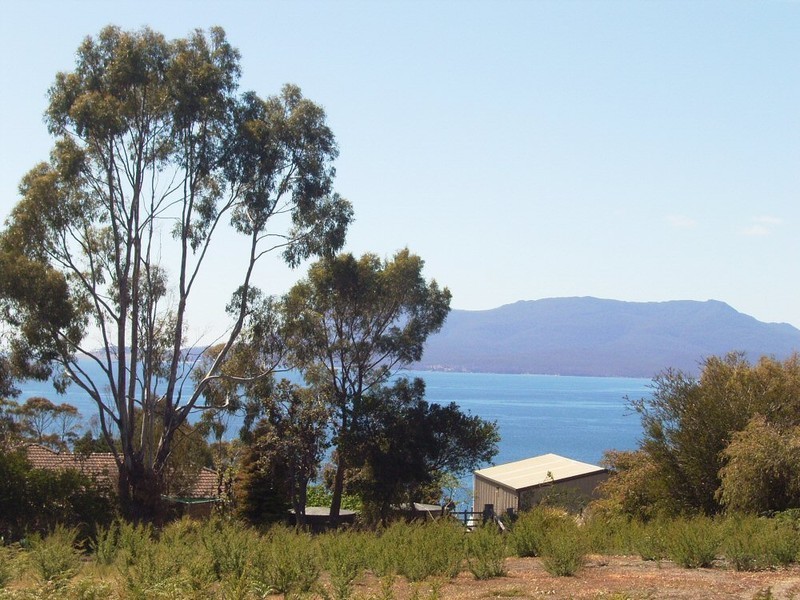 3 Van Leeuwen Crescent, Spring Beach TAS 7190