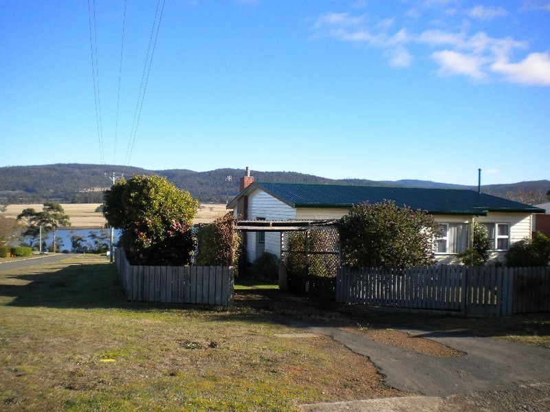 24 Ada Street, Triabunna TAS 7190