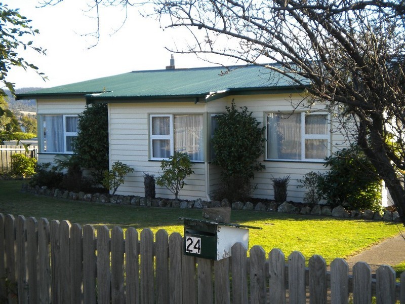 24 Ada Street, Triabunna TAS 7190