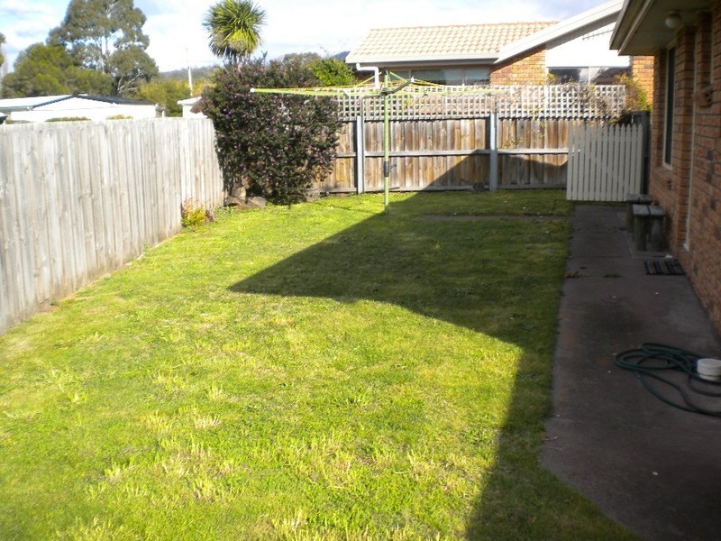 17 / 11a Charles Street, Orford TAS 7190