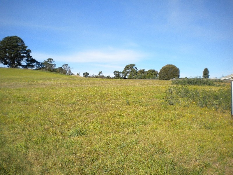 5  Howells Place, Triabunna TAS 7190