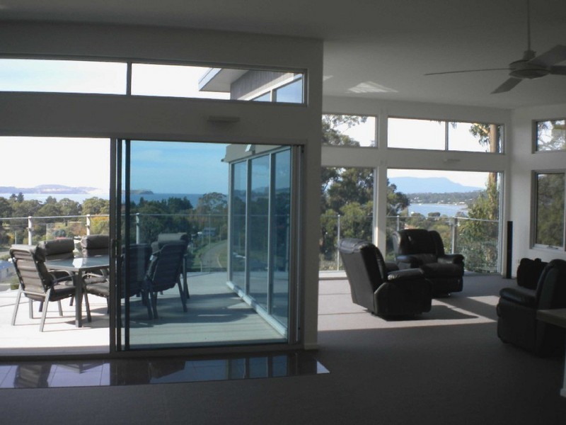 14 Wattle Grove, Orford TAS 7190