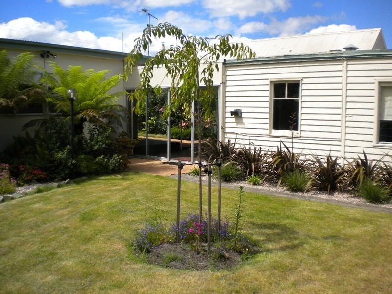2 Esplanade, Orford TAS 7190