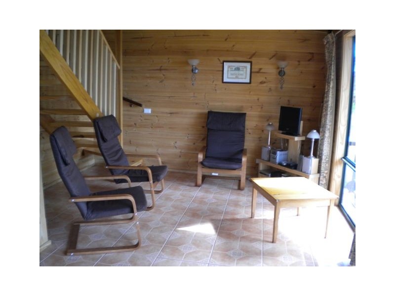 8A Barton Avenue, Triabunna TAS 7190