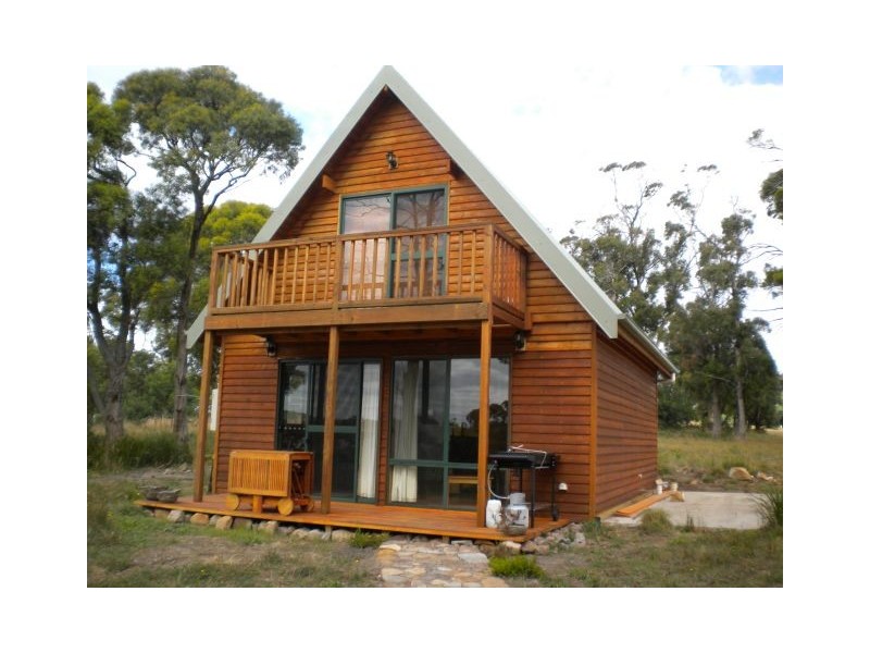 8A Barton Avenue, Triabunna TAS 7190