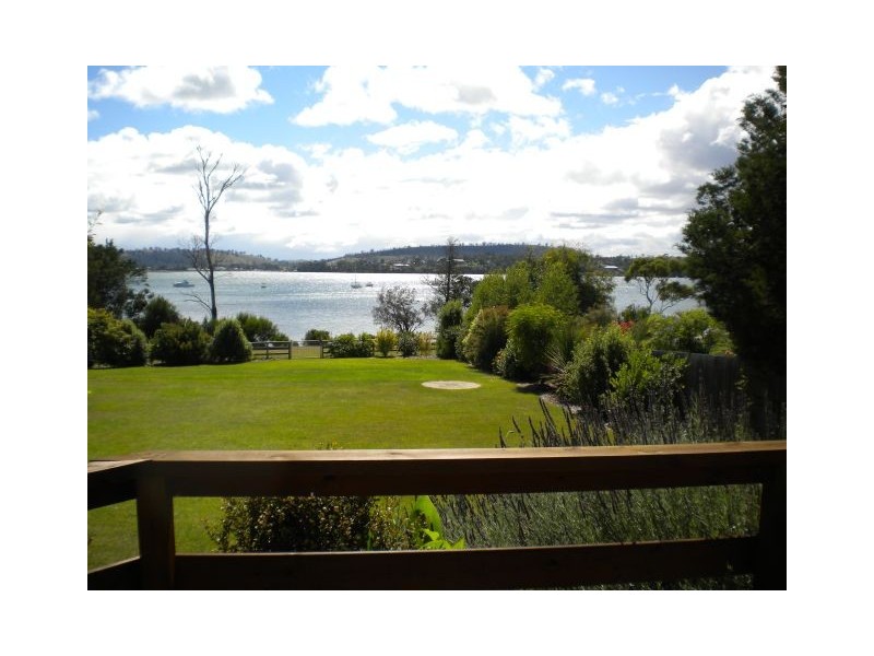 37 Barton Avenue, Triabunna TAS 7190