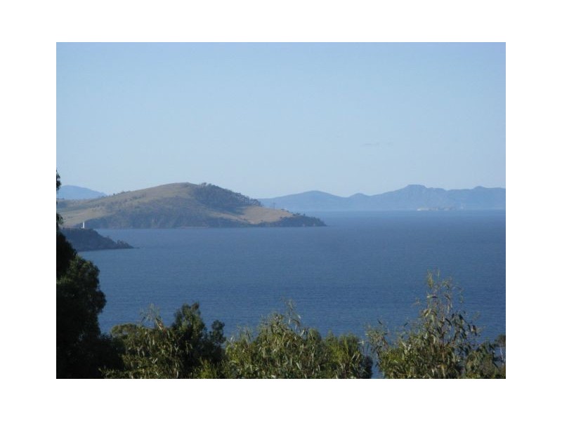 7 Van Leeuwen Crescent, Spring Beach TAS 7190