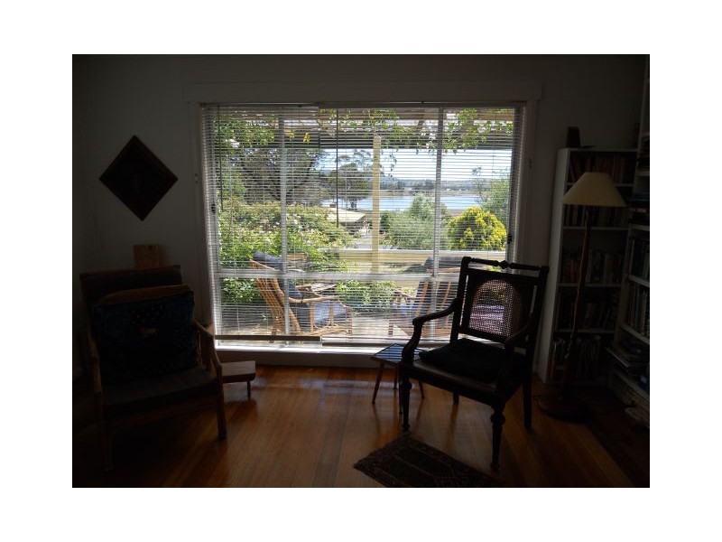 4 Barton Avenue, Triabunna TAS 7190