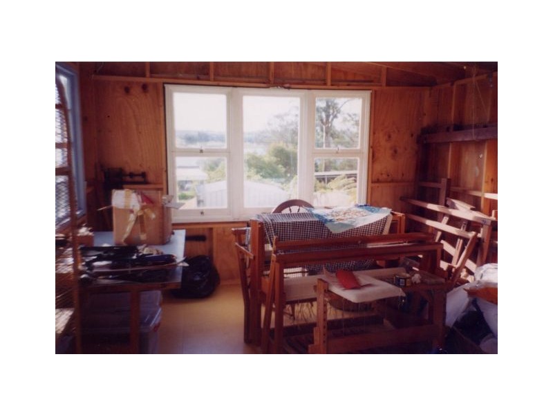4 Barton Avenue, Triabunna TAS 7190