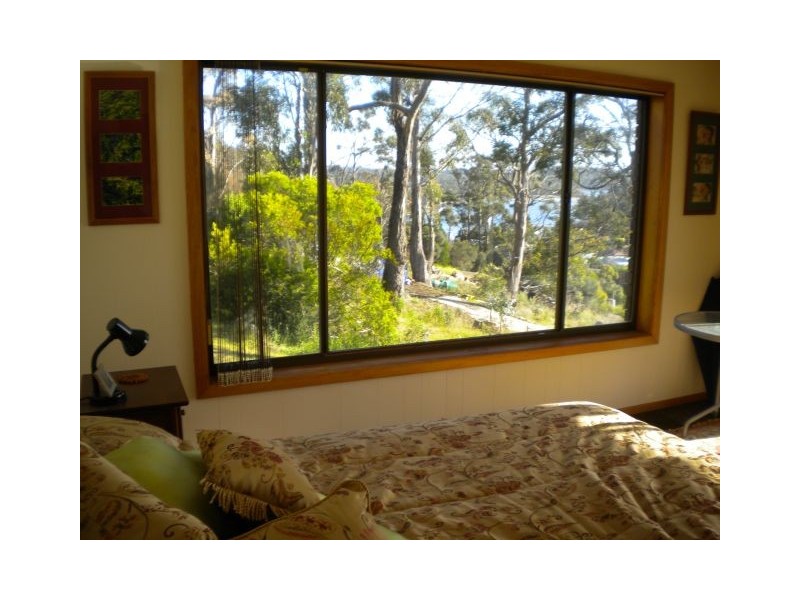 10 Wattle Grove, Orford TAS 7190