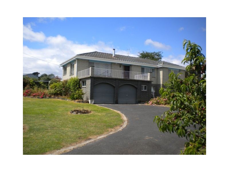 6 Selwyn Street, Triabunna TAS 7190