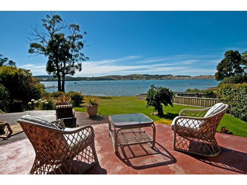 25 Barton Avenue, Triabunna TAS 7190