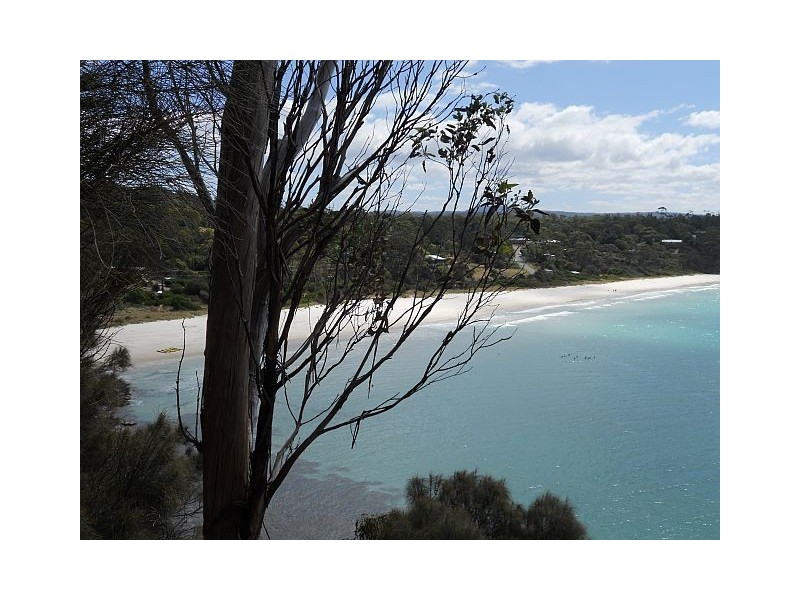 11 Bluff Road, Spring Beach TAS 7190