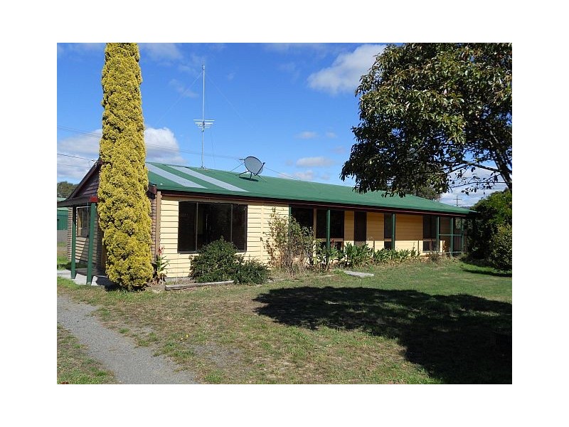 15 Meredith Street, Triabunna TAS 7190