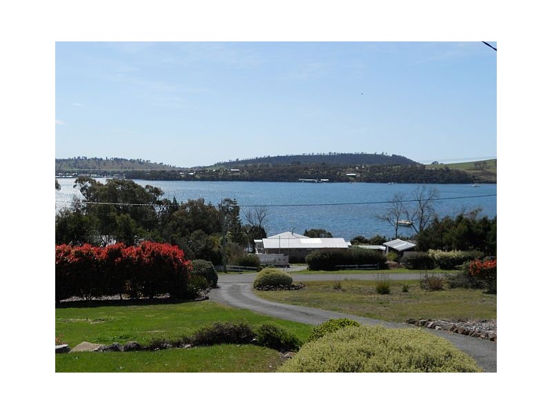 44 Barton Avenue, Triabunna TAS 7190
