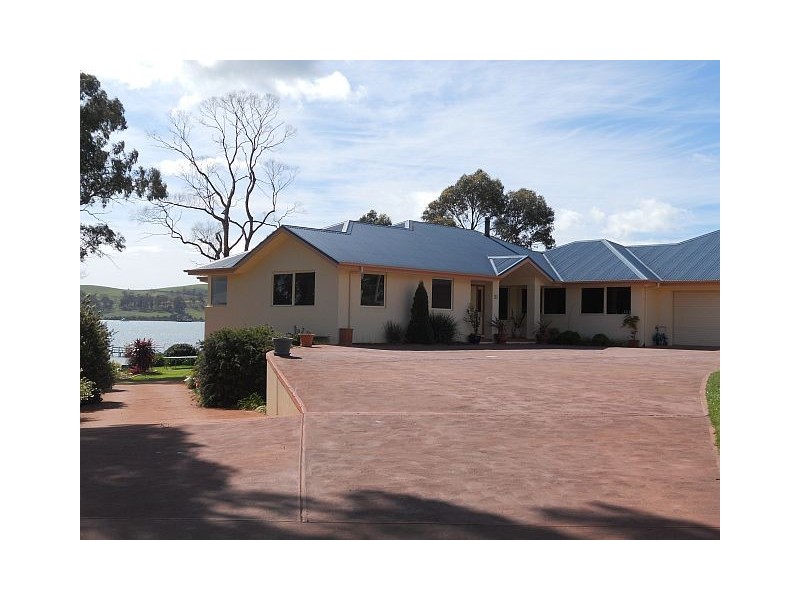 31 Barton Avenue, Triabunna TAS 7190