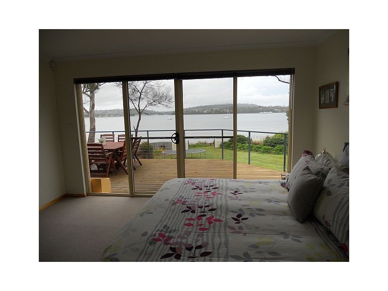 31 Barton Avenue, Triabunna TAS 7190