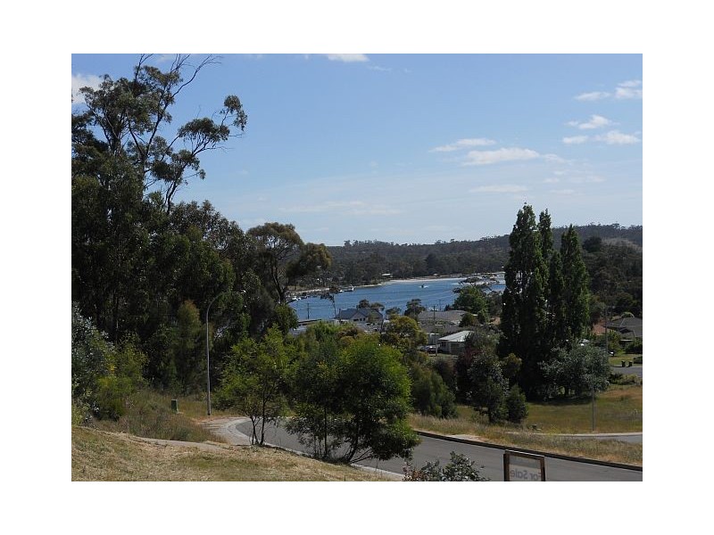 12 Wattle Grove, Orford TAS 7190