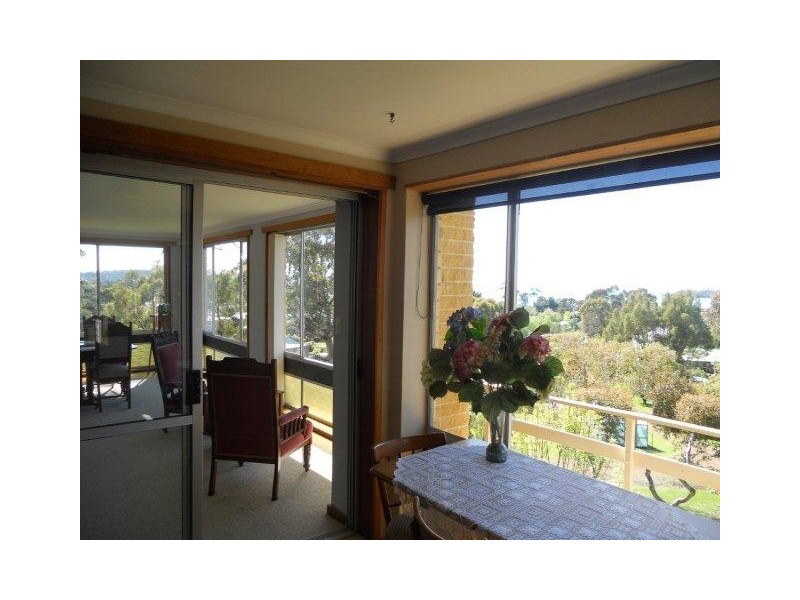 32 Charles Street, Orford TAS 7190