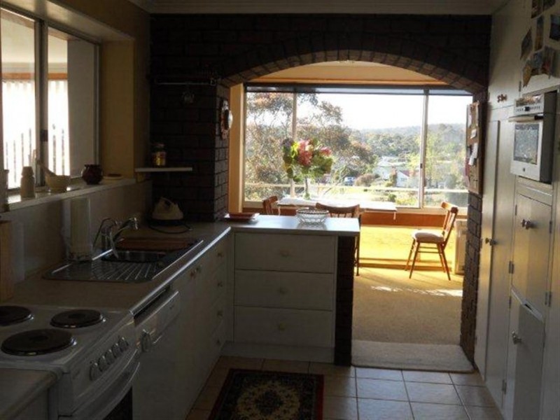 32 Charles Street, Orford TAS 7190