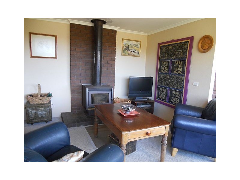 32 Charles Street, Orford TAS 7190
