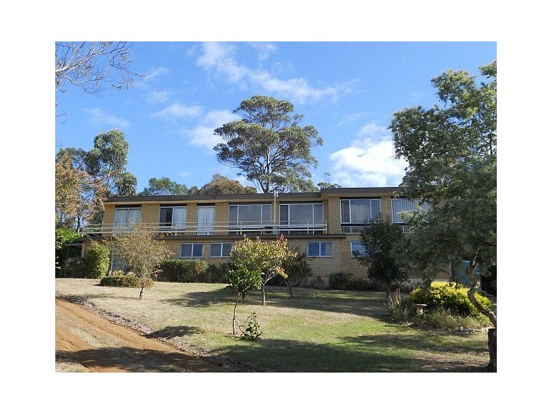 32 Charles Street, Orford TAS 7190
