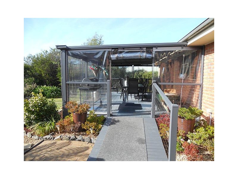 5 Walters Drive, Orford TAS 7190