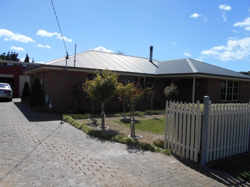 5 Walters Drive, Orford TAS 7190