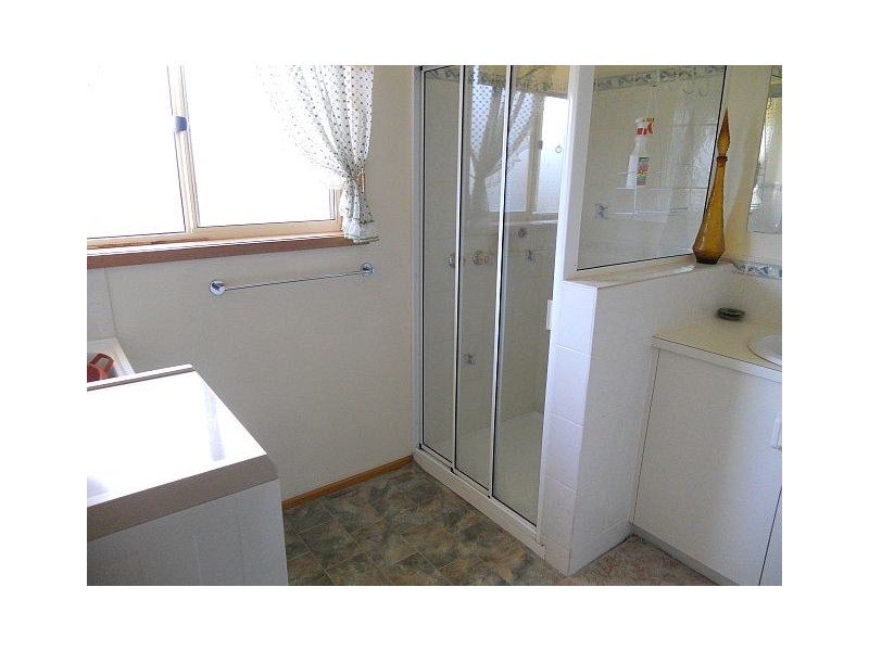 11/11A Charles Street, Orford TAS 7190