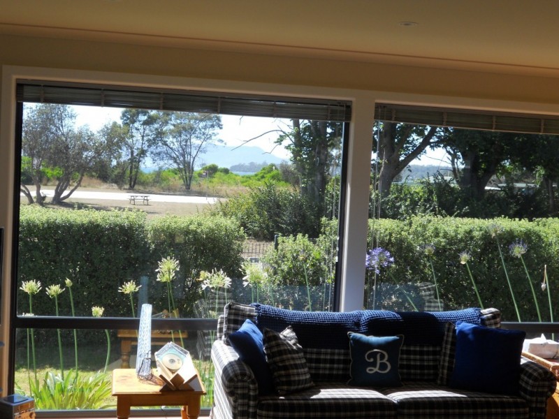 8 Walpole Street, Orford TAS 7190