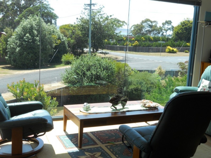 35 Jetty Road, Orford TAS 7190