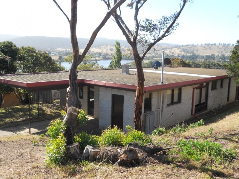 27 Selwyn Street, Triabunna TAS 7190